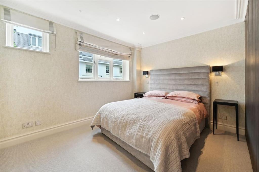 5 Double Bed Town House In South Kensington Pousada