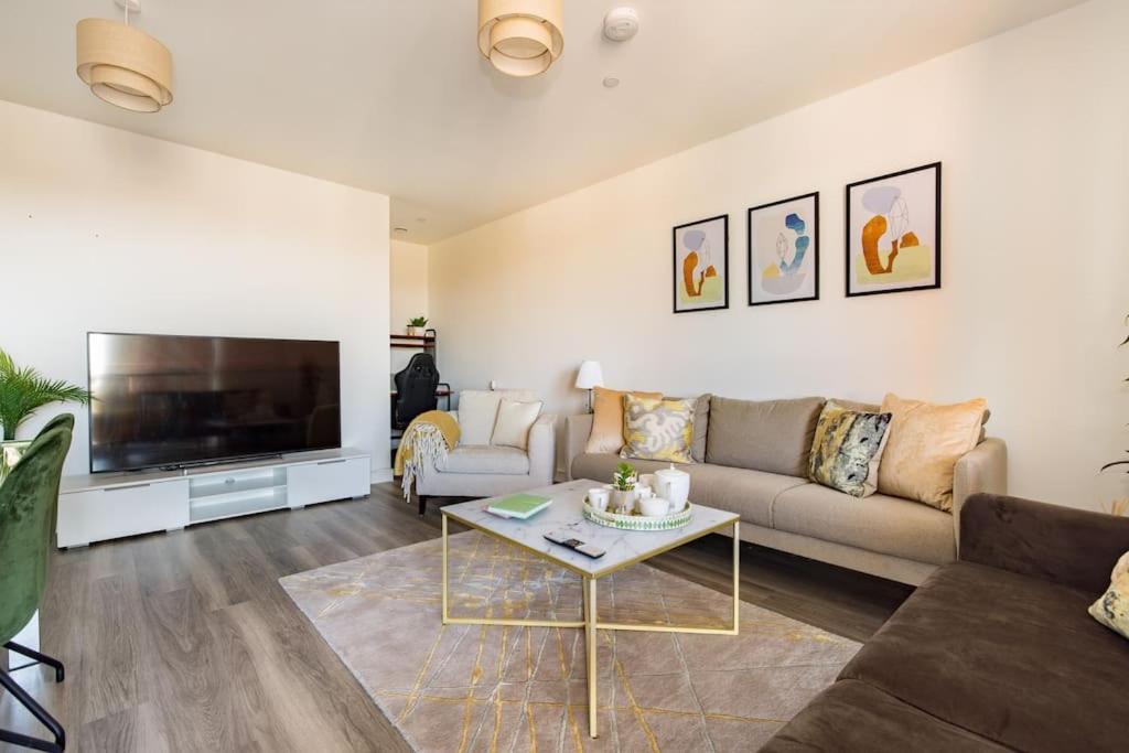Apartment Wild Roses Serviced - Upton Park London