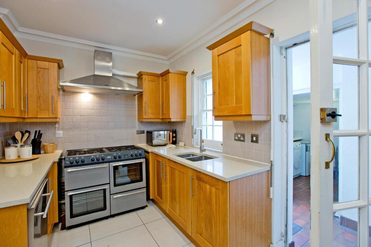 Hyde Park Paddington Spacious Casa de férias Londres