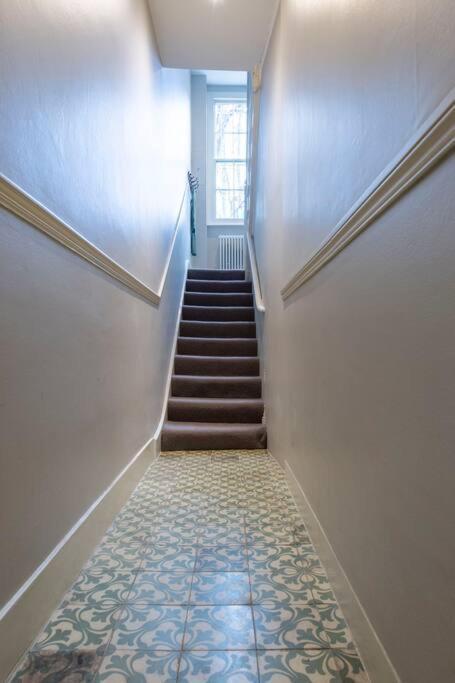 Apartment Chelsea Stunning Two Bedroom Townhouse With Airconditioning *