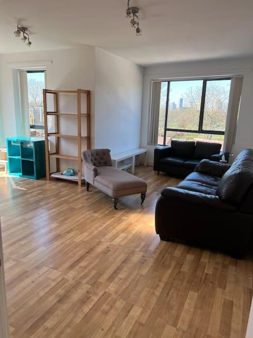 2bed Flat With Great Views Londres