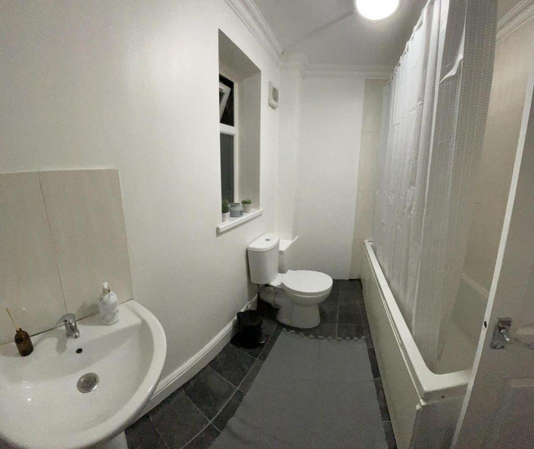 In Rectory Road Homestay London