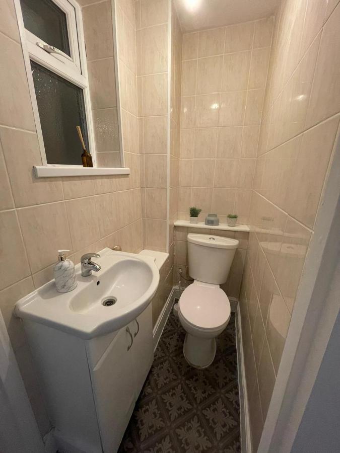 Homestay In Rectory Road London