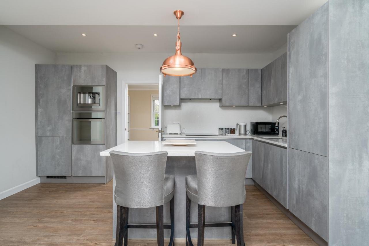 Holiday home Elegant 3 Bedroom Retreat Minutes From Canary Wharf London