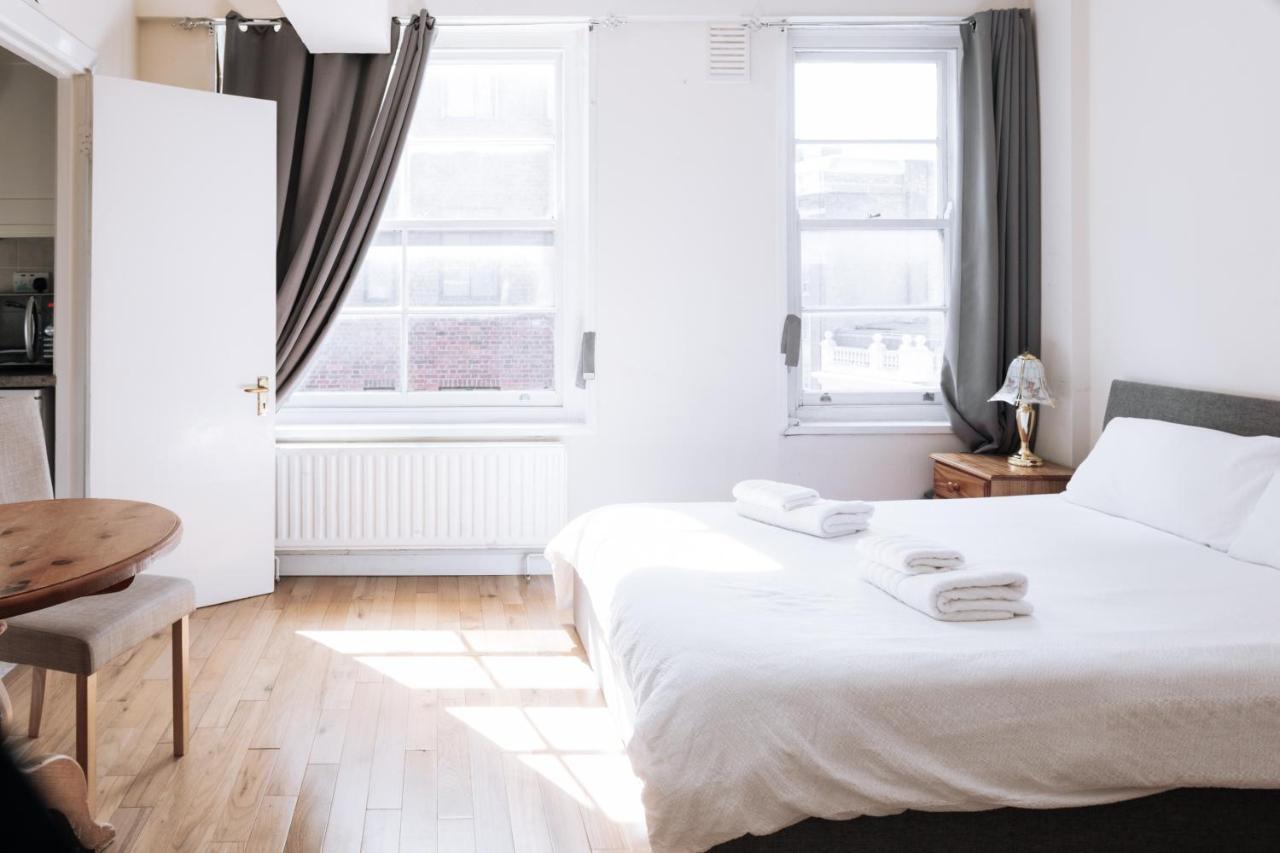 Apartment Evelyn Court London