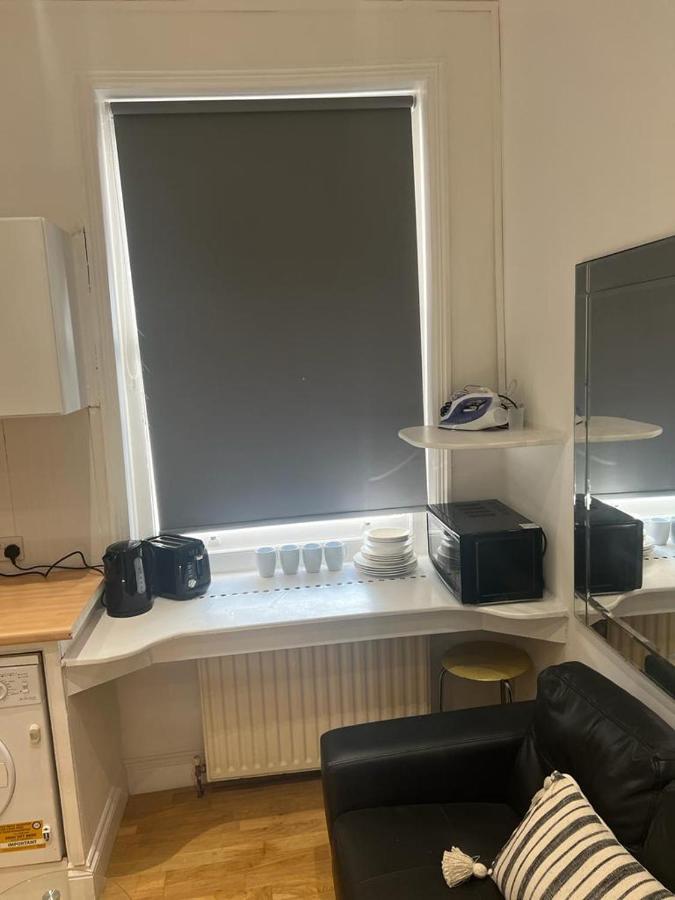 Lovely First Floor Flat-2 Apartment