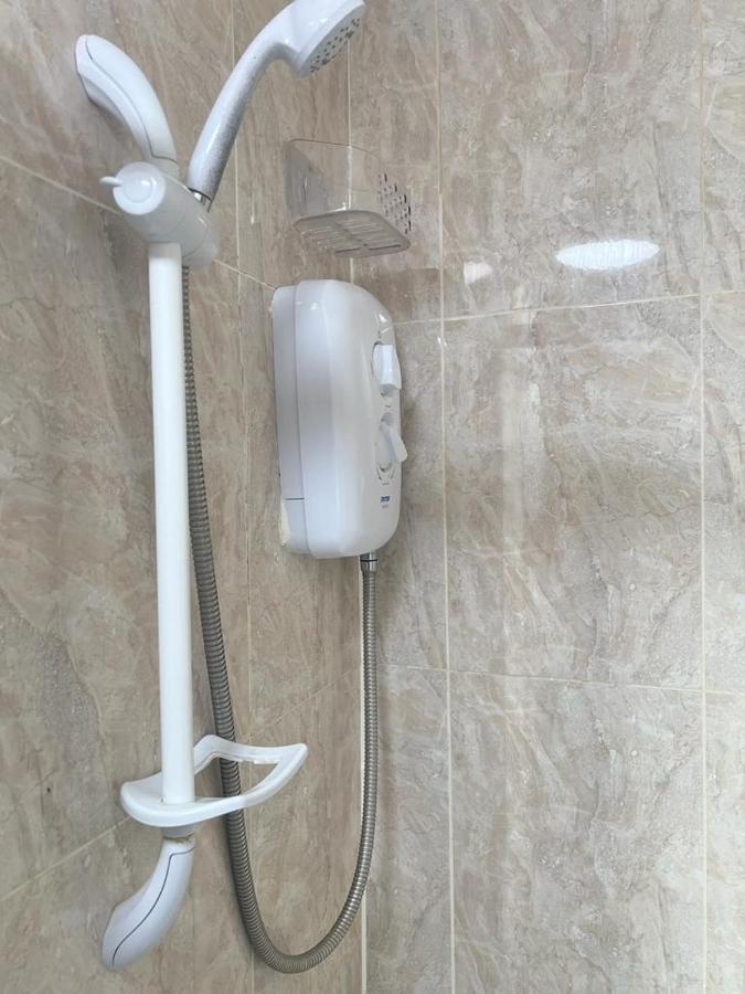 Lovely First Floor Flat-2 Apartment
