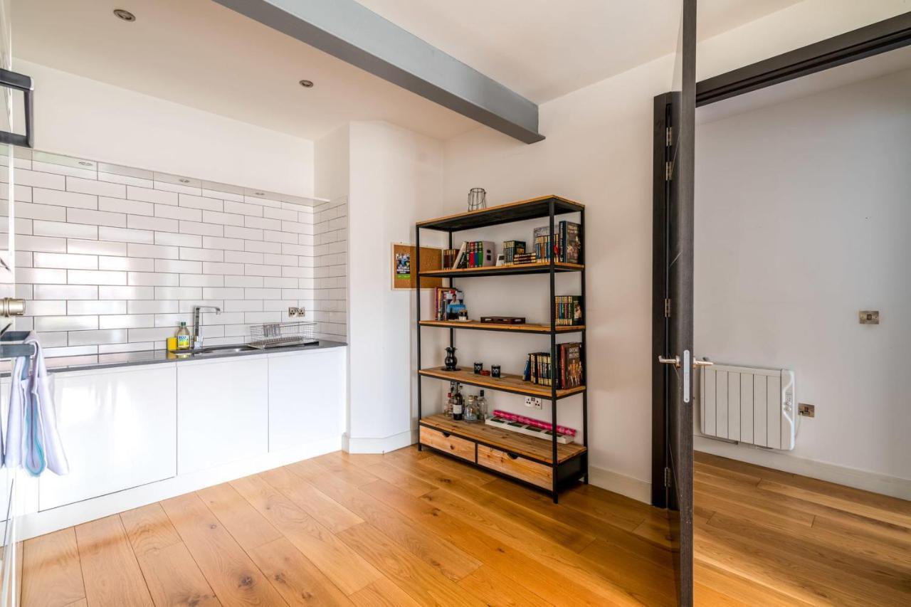 Trendy Elephant And Castle Apartment