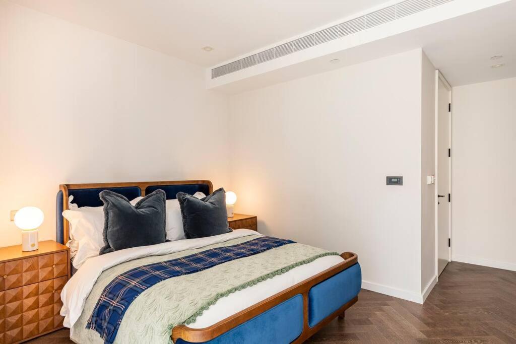 Apartment Luxury 2 Bedroom Flat *