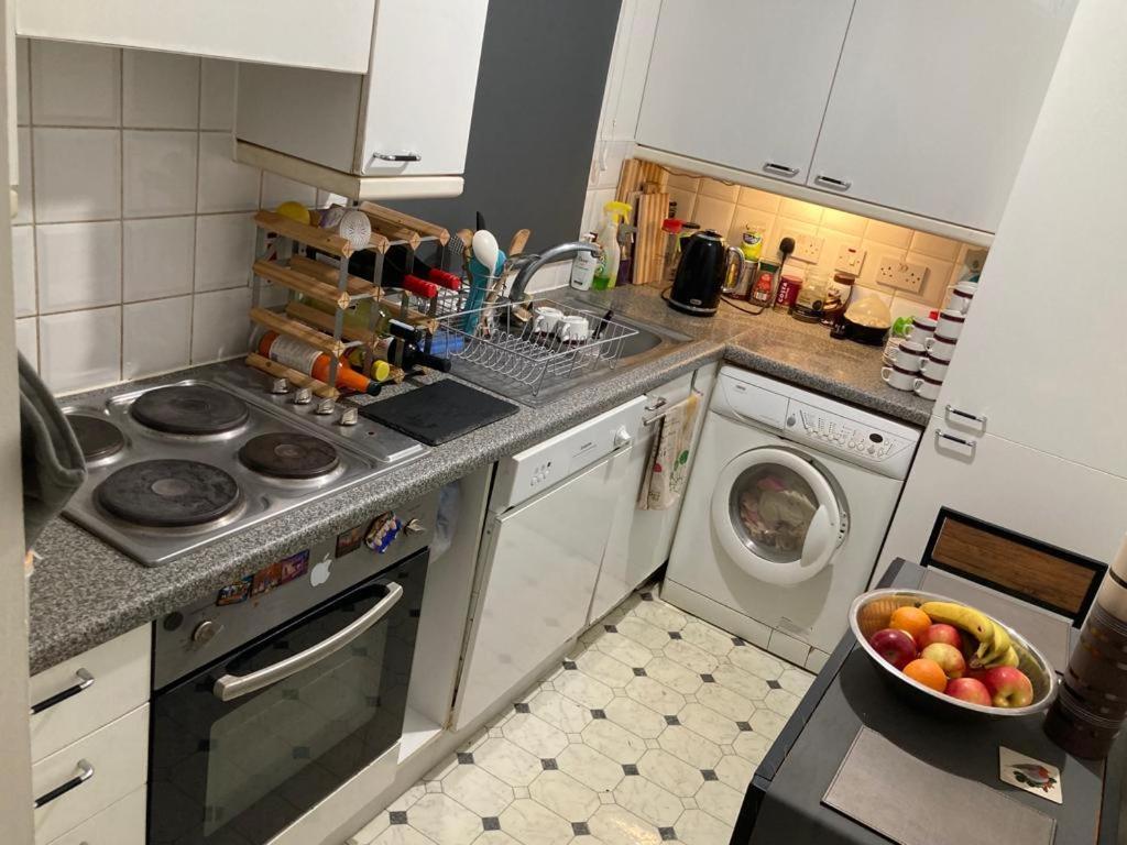 Homestay Limehouse Upon Thames In Great Location *