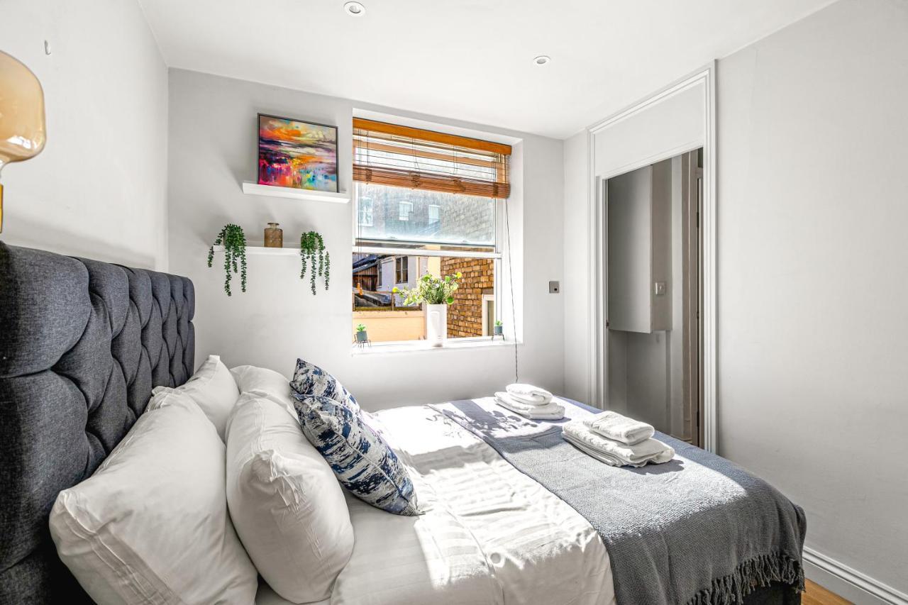 Charming Studio Flat Close To Holborn Station Apartment London
