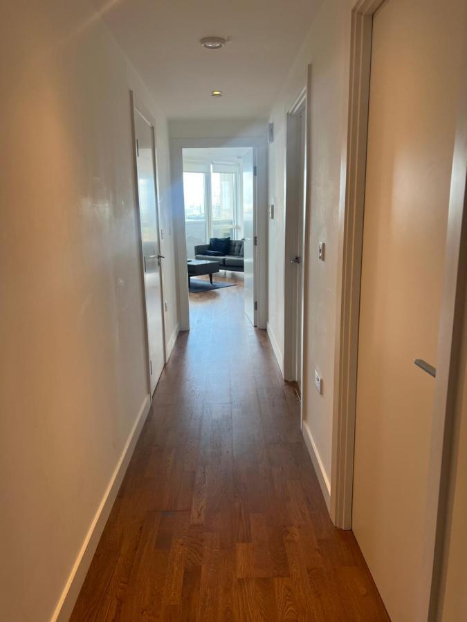 Two Bedroom Apartamento Londres