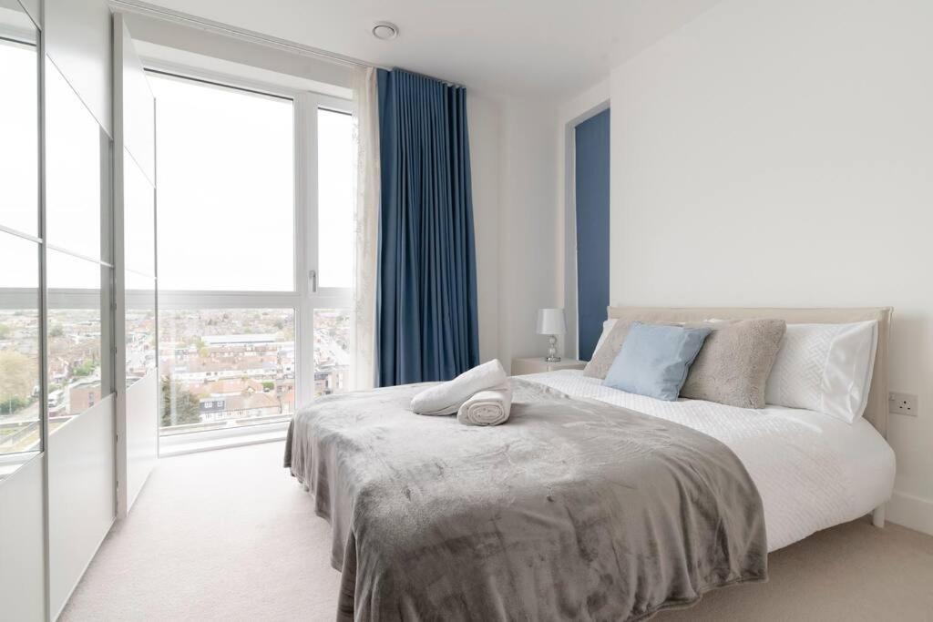 Apartamento Lovely En-suite Flat With Balcony And Parking. *