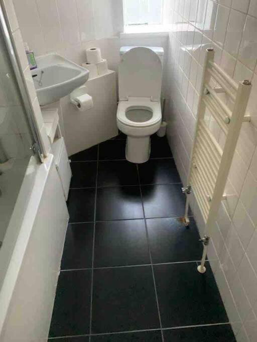 One Bedroom Close To Hyde Park #01 Apartment