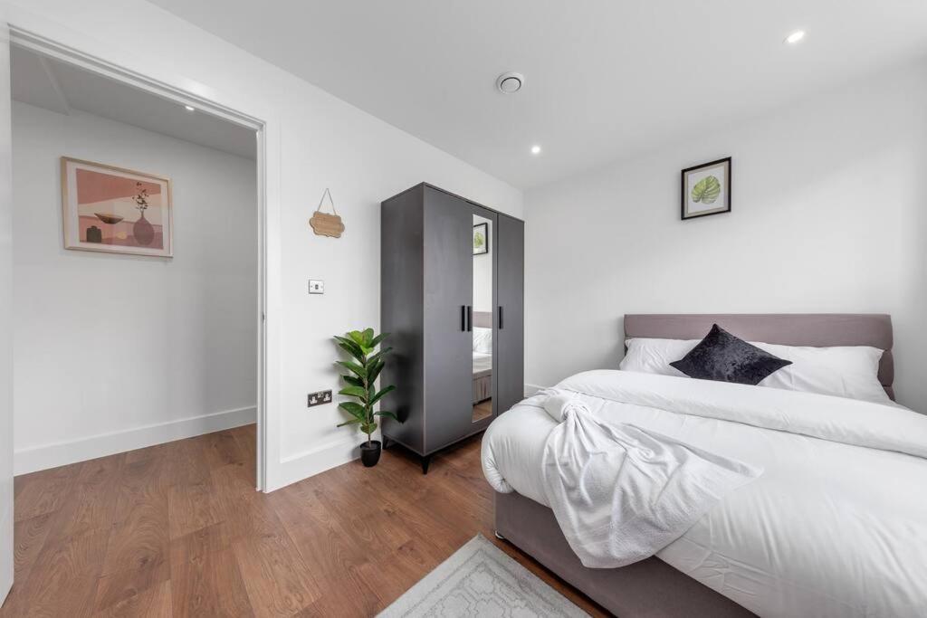 Apartment Sleep 8 Eye Wrf London