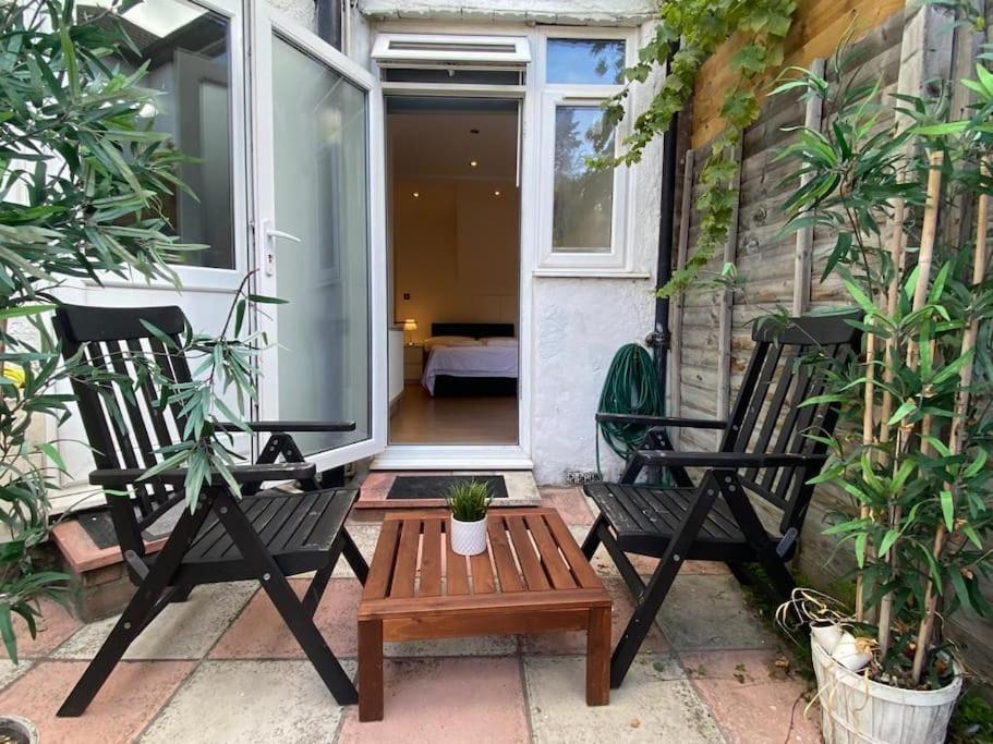 Apartment 1 Hendon Old One *