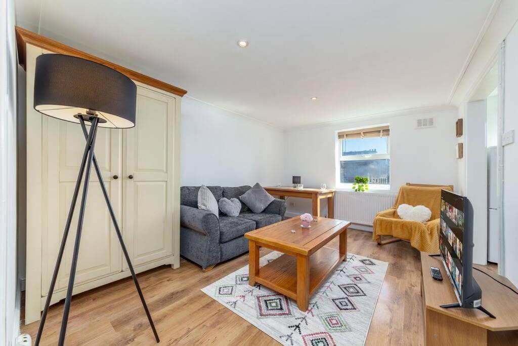 Lovely One Bedroom Flat On Edgware Road #03 * London