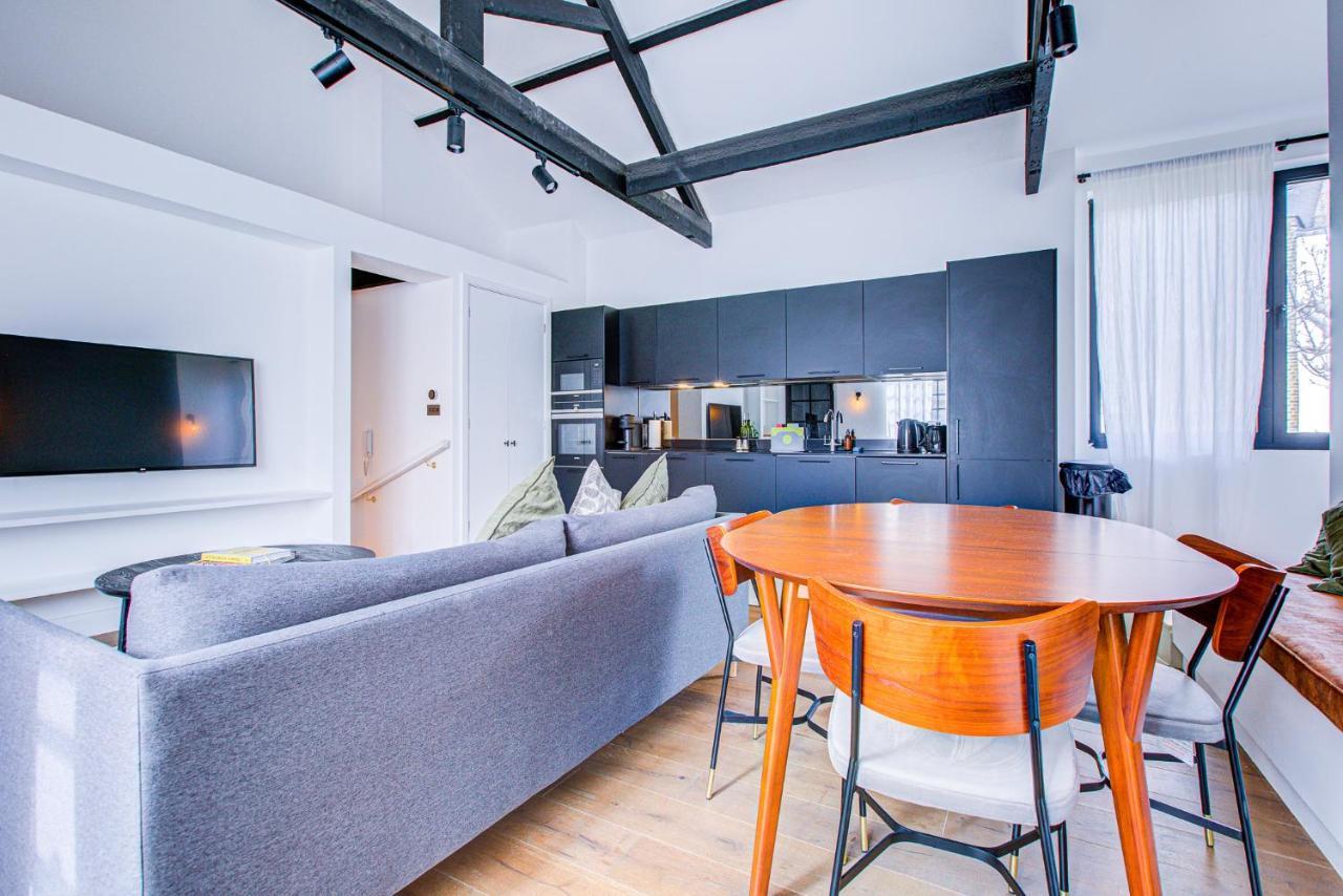 Apartamento Stylish 1br Unit, Super Fast Internet, Gated Complex - Near Queen's Park! *
