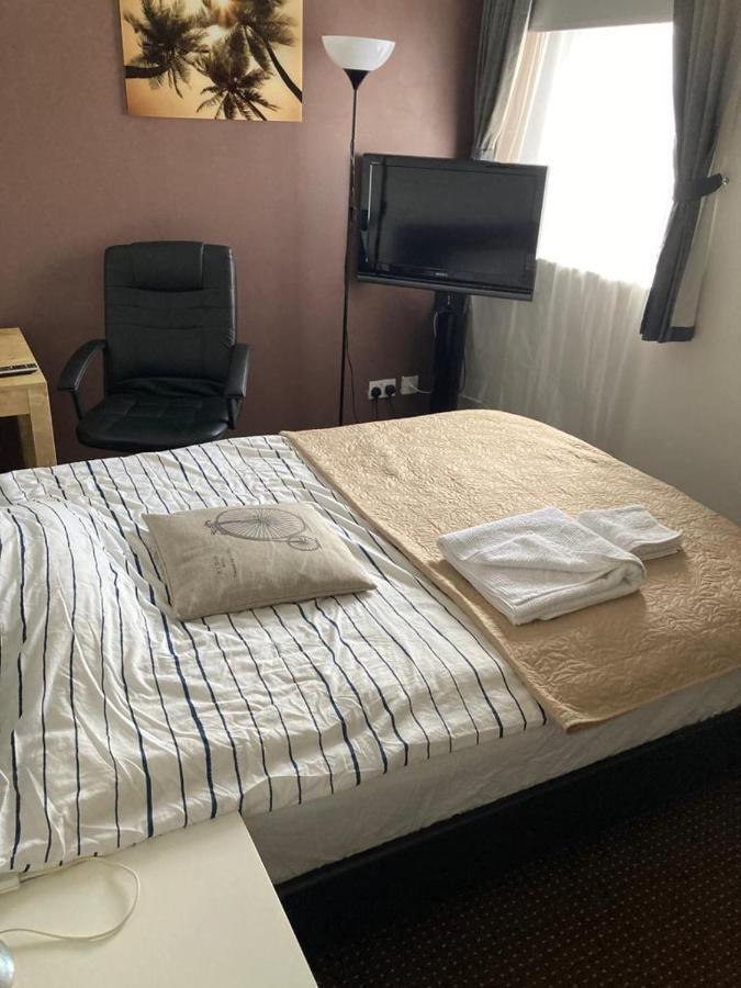 Limehouse Upon Thames In Great Location Homestay