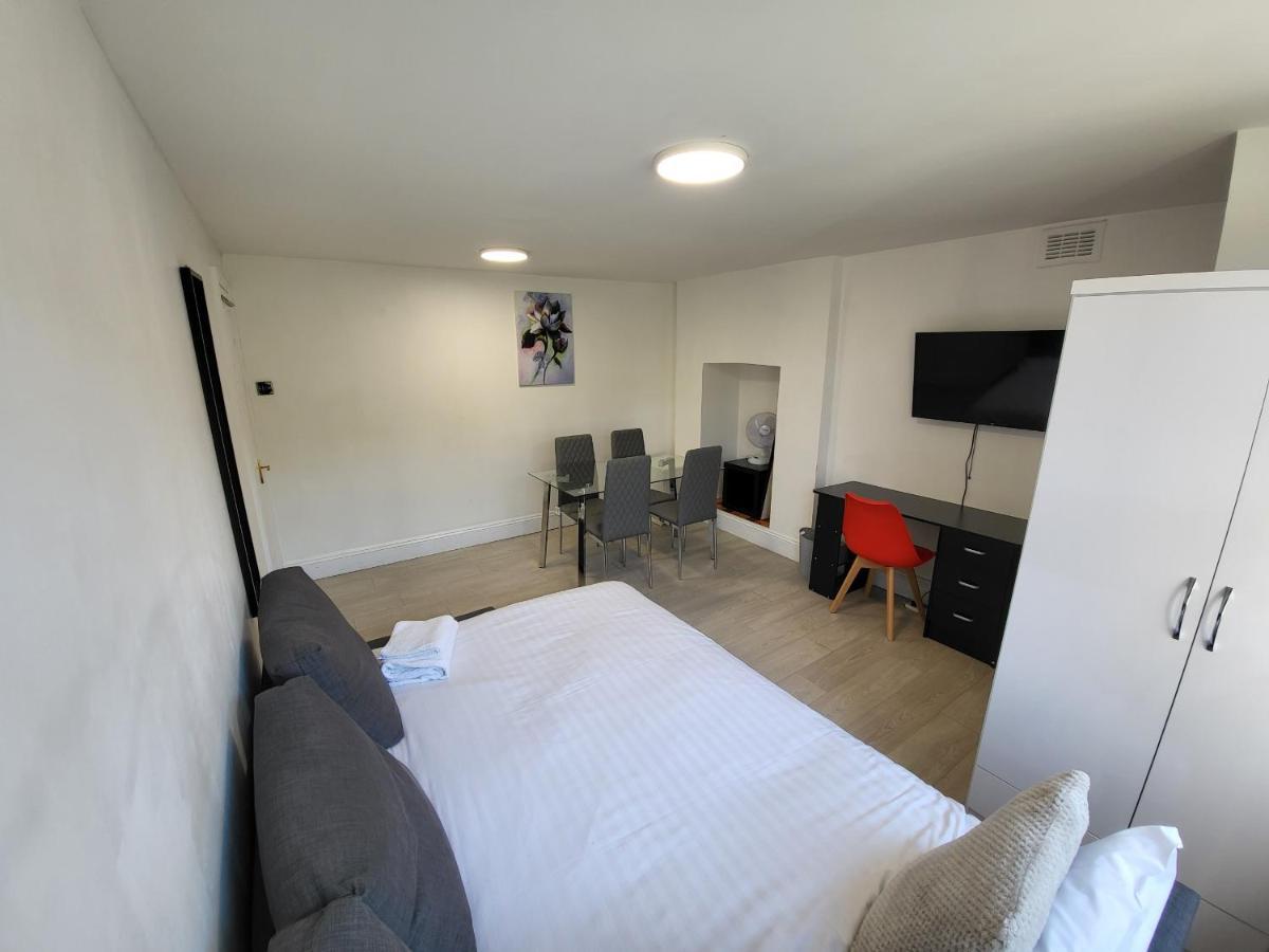Apartment Cosy By Clapham South Underground! *