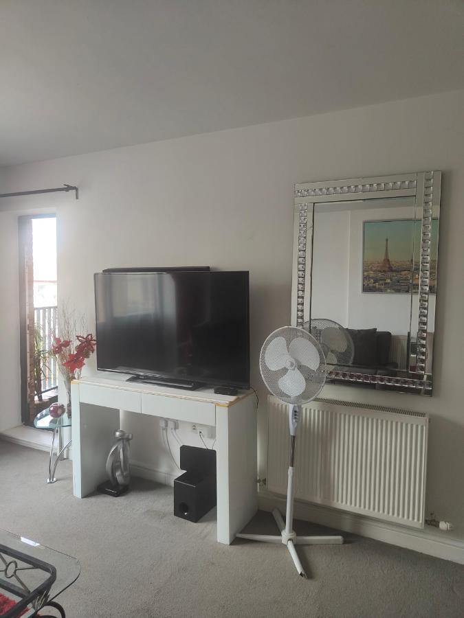 Comfy And Relaxing Apart London