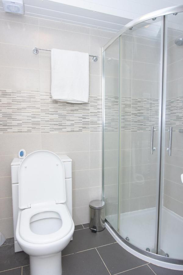 Evergreen Apartments-flat 7, Apartment London