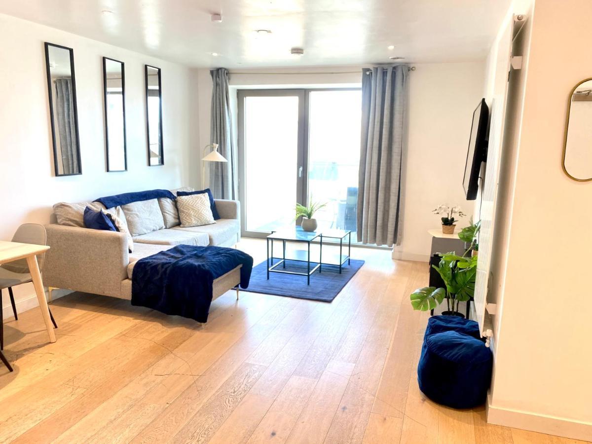 Md : Stunning 2 Bedroom 2 Bath - Royal Docks Londres