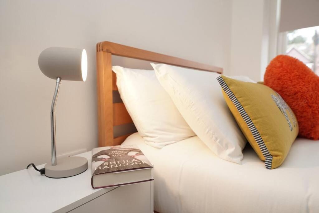 Apartamento Newly Renovated Modern 4 Bed 3 Bath *