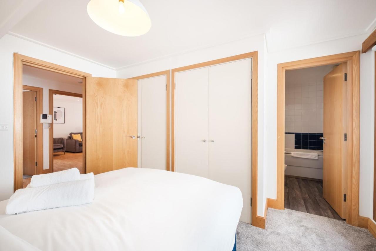 Holborn Penthouse Apartment *