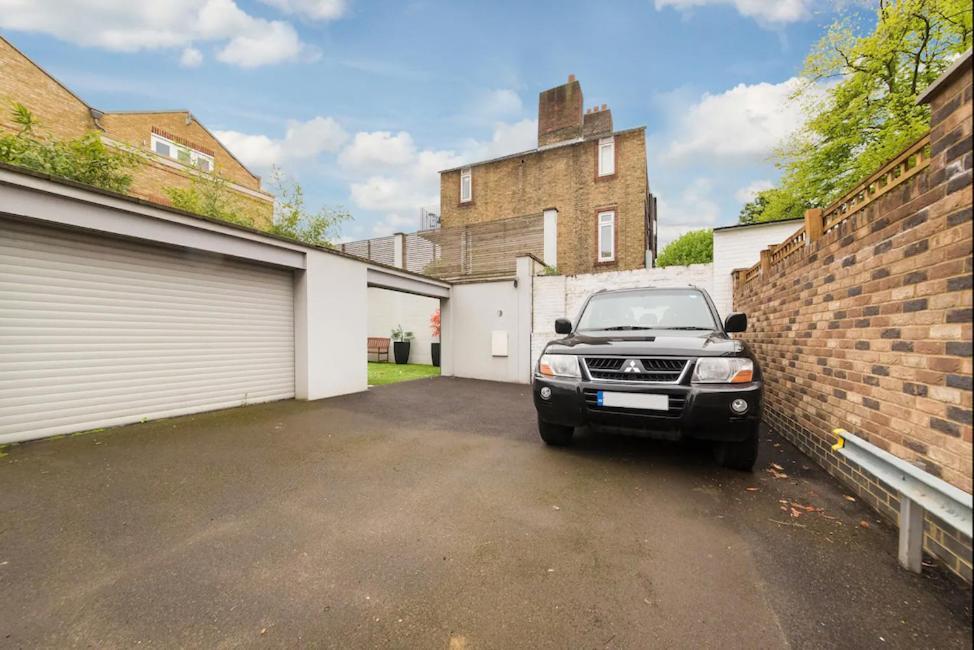 Off The Shard Xxl Design Family House With Garden