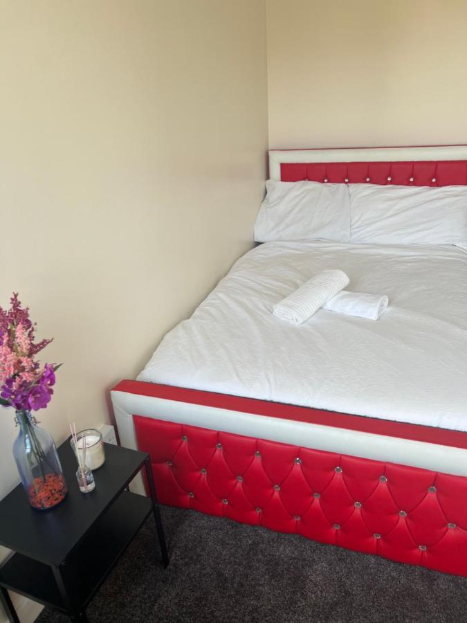 Stunning 3 Bedroom Property- Large