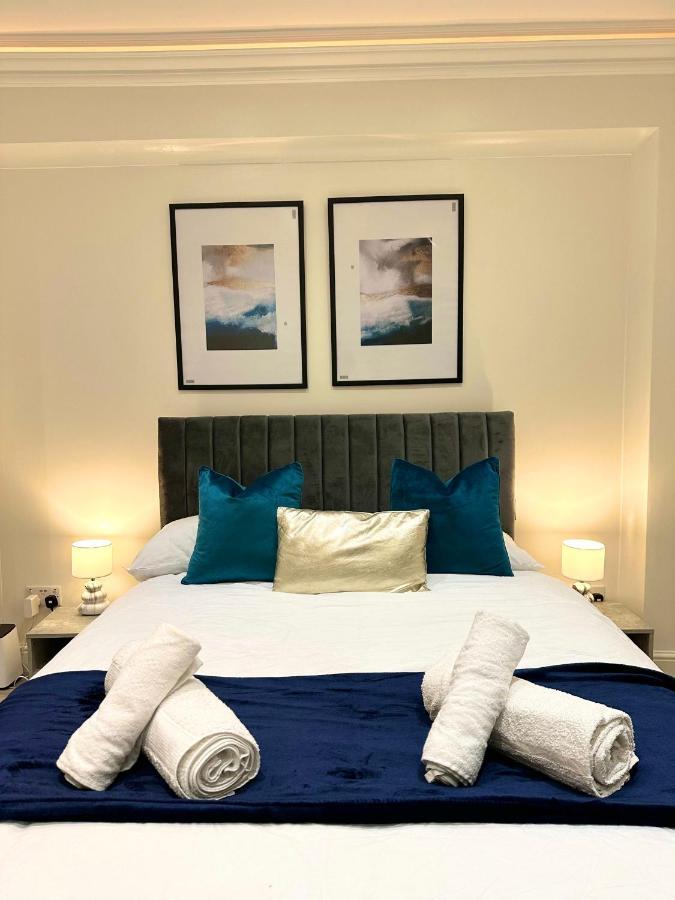 Apartment Charm - Stylish In Kensington