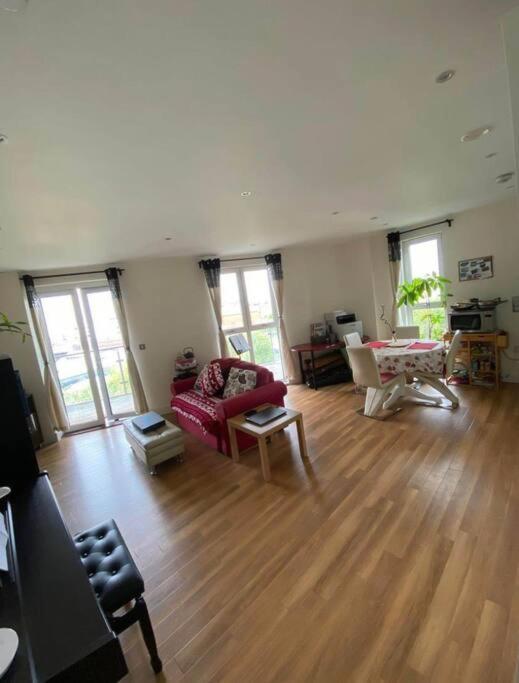 Apartment 1 Bedroom *