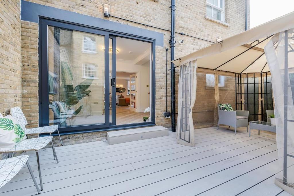 Ferienhaus House 10 Mins To Tower Bridge Hot Tub & Parking London