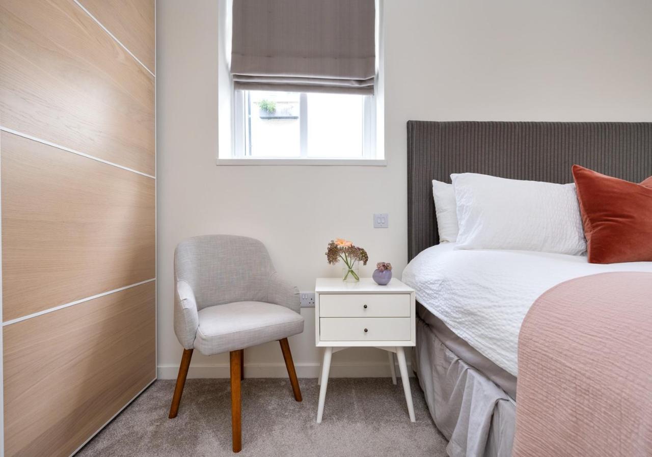 Cobbled Mews - Hyde Park W2 Apartment *