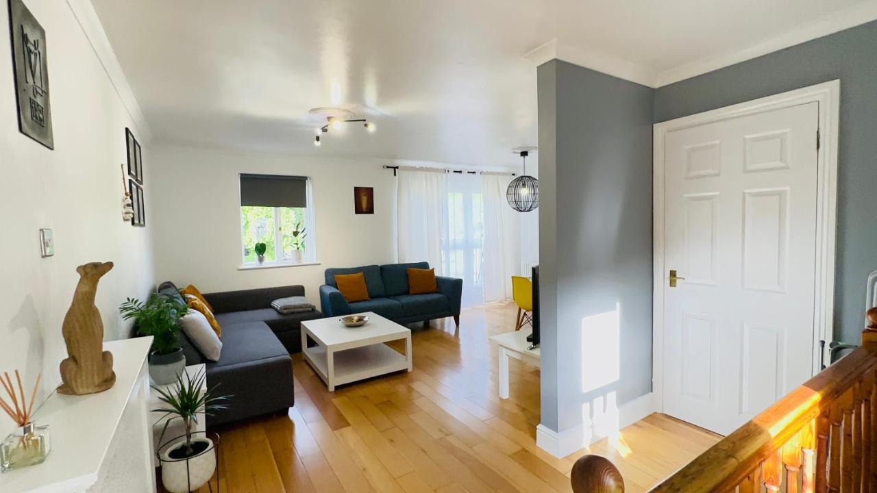 Canal View House: Of Oasis London