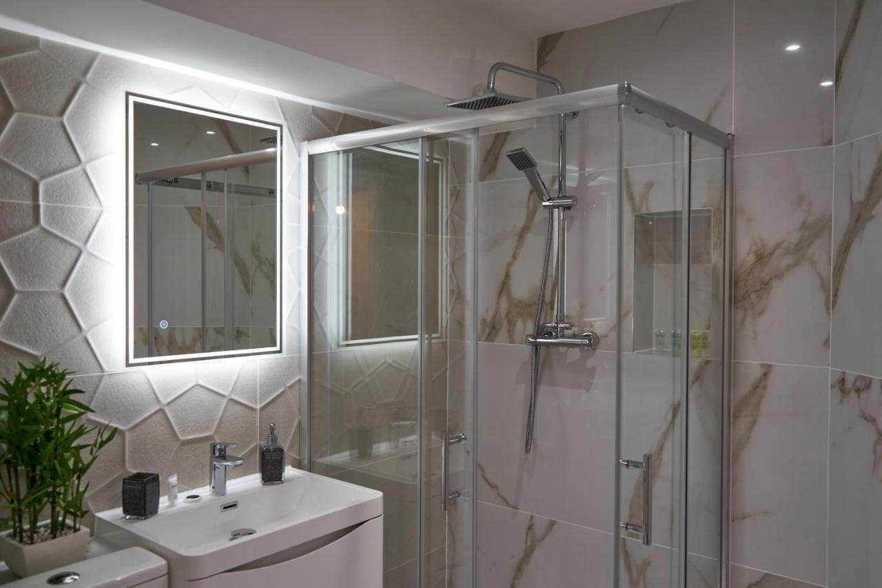 Luxury Escape Apartment London