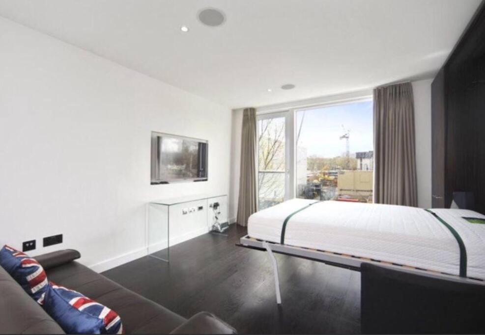 Chelsea Apartment