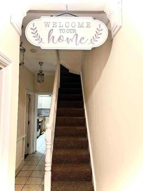 Holiday In The Heart Of Canary Wharf Homestay