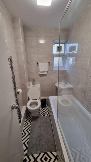Apartment 2 Bedroom In Kennington