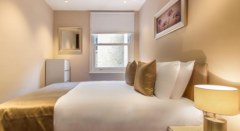 Lovat Lane Apartment London