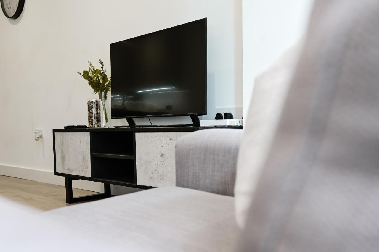 Apartamento Khayat Homes - The Owelor - Two Bed