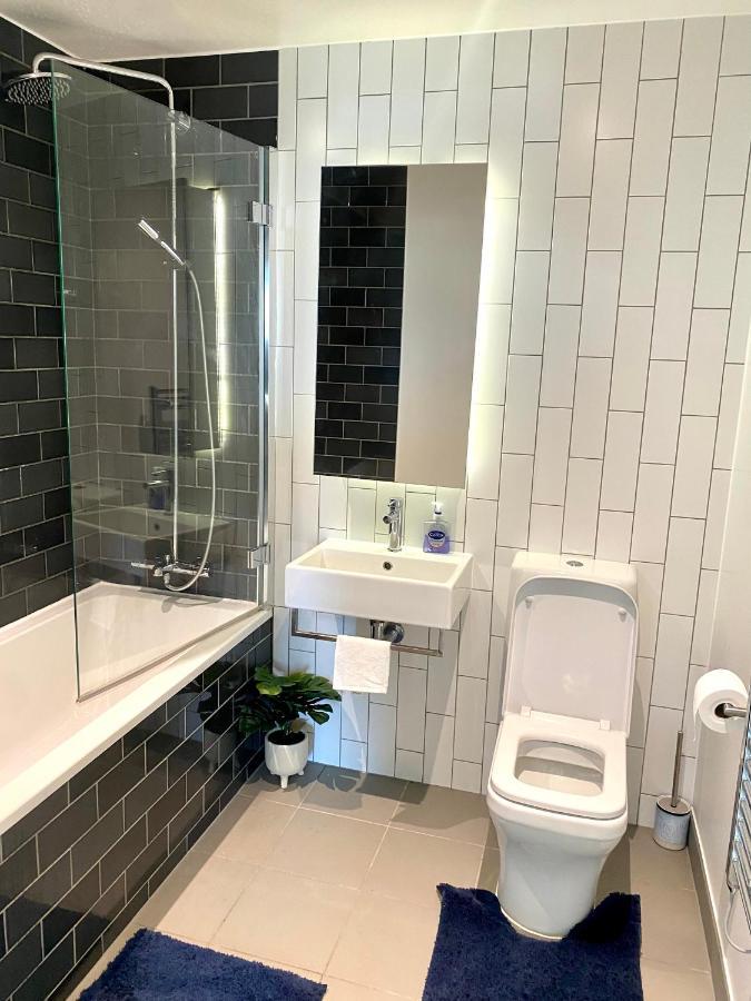 Apartamento Md : Stunning 2 Bedroom 2 Bath - Royal Docks *