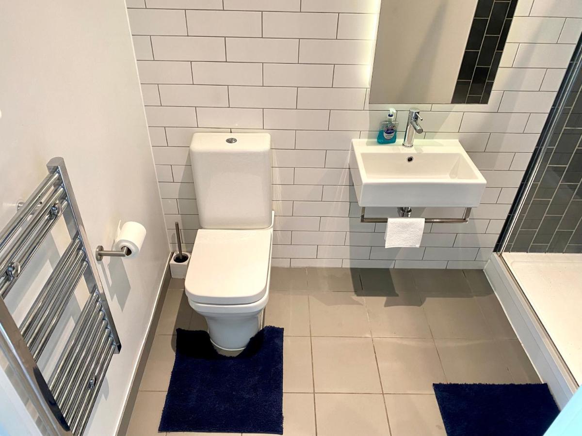 Apartamento Md : Stunning 2 Bedroom 2 Bath - Royal Docks