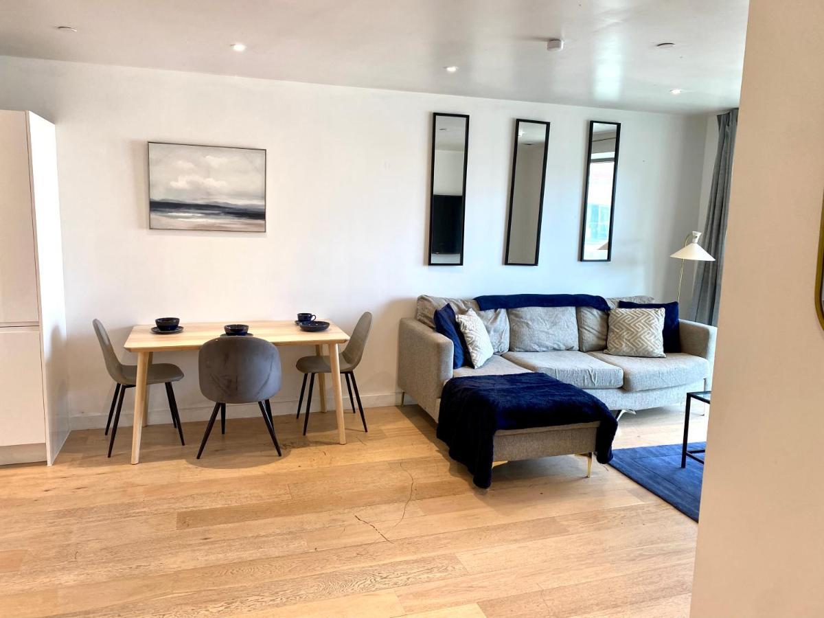 Apartamento Md : Stunning 2 Bedroom 2 Bath - Royal Docks *