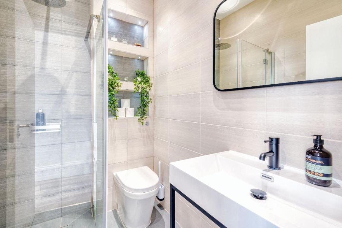 Casa de férias Elegant 1 Bed Apartment- Hampstead Village
