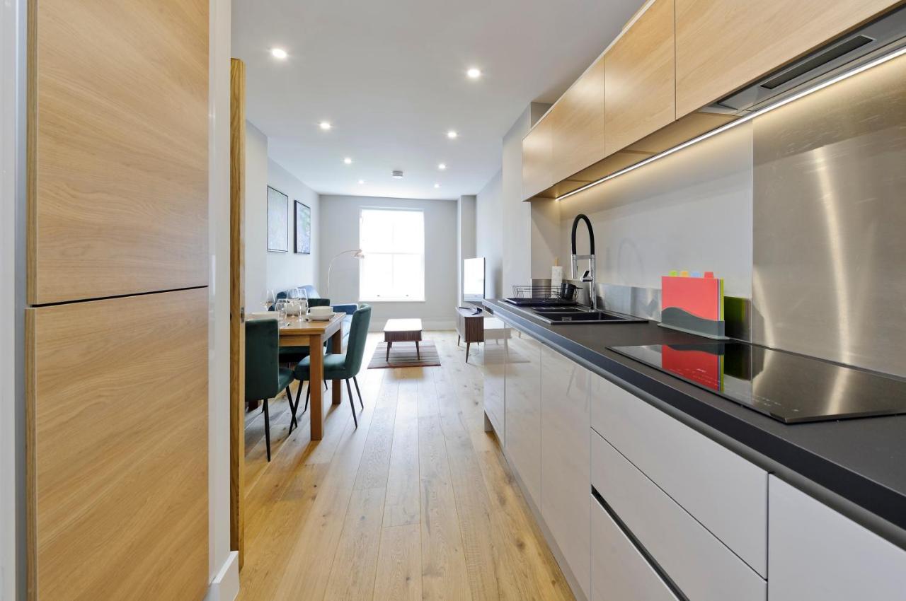 Immaculate New In Chelsea By Underthedoormat