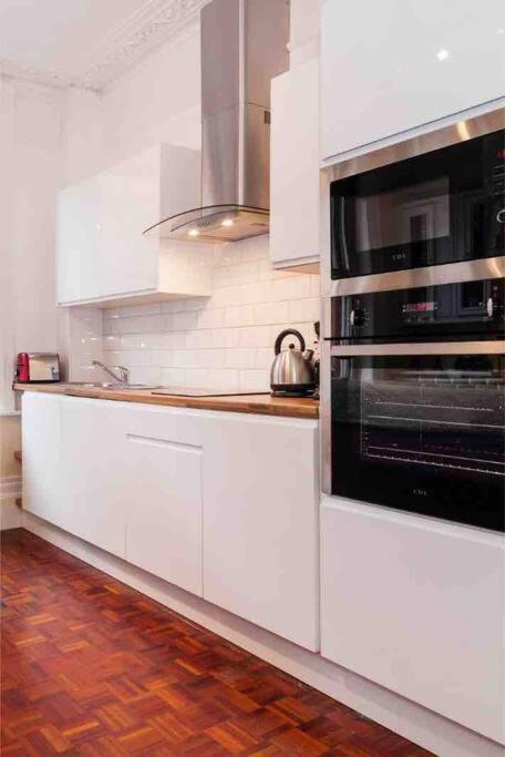 Apartment *