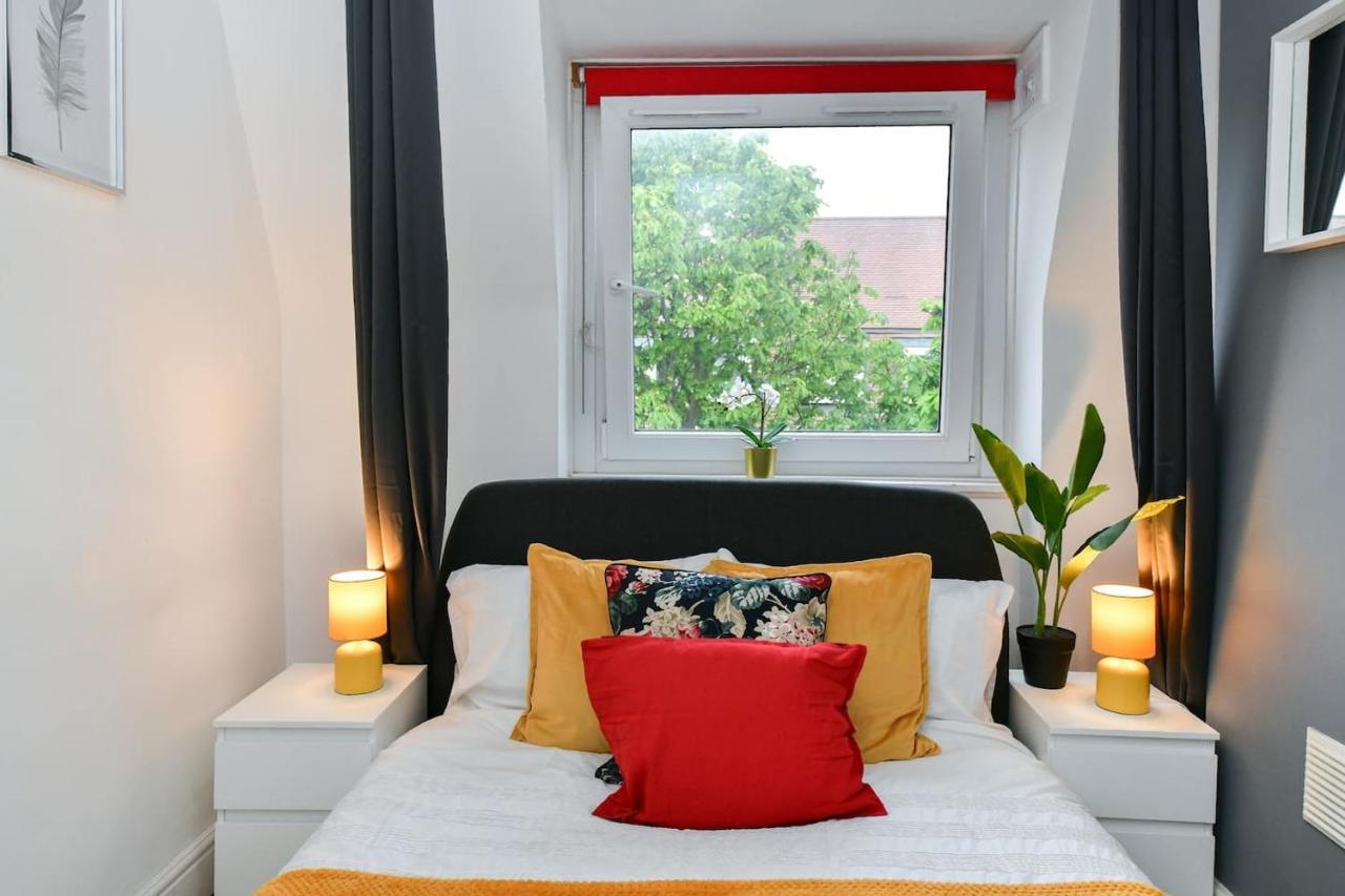 Plumstead Luxury * London