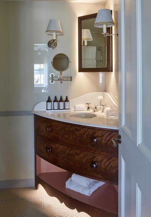 Hotel Henrys Townhouse Marylebone, London